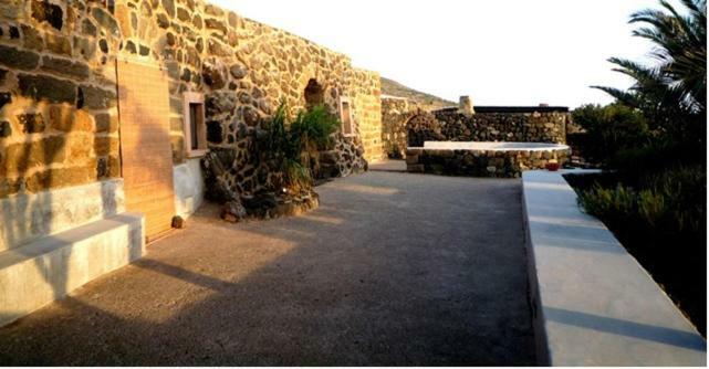 Dammuso Favarelle Da Caty Scauri (Sicily) Exterior foto